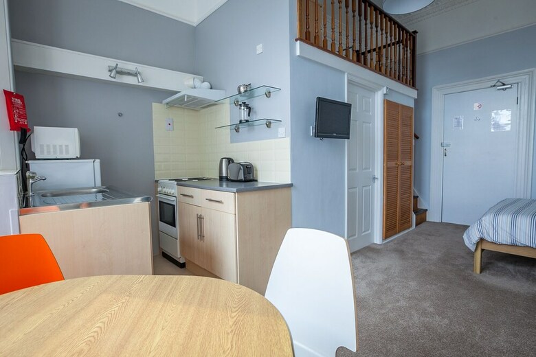 Clydesdale Apartments