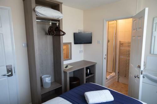 Corner House Hotel Gatwick