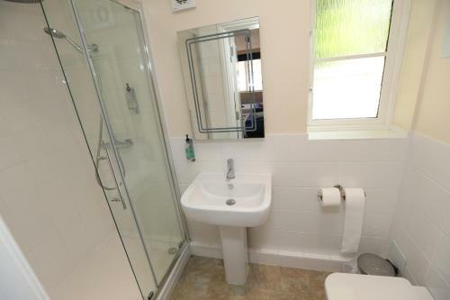 Corner House Hotel Gatwick