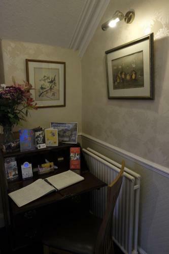 Hostal Sunnyside Guest House