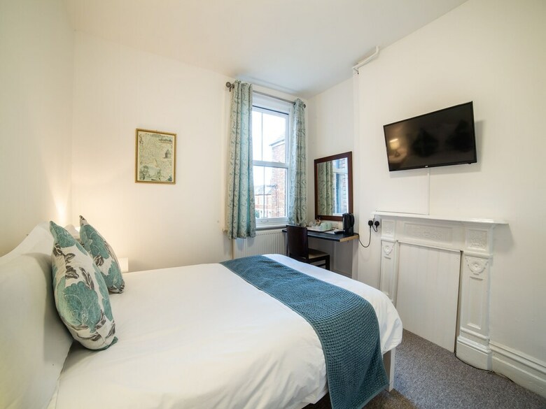 Bed & Breakfast Lonsdale Guest House