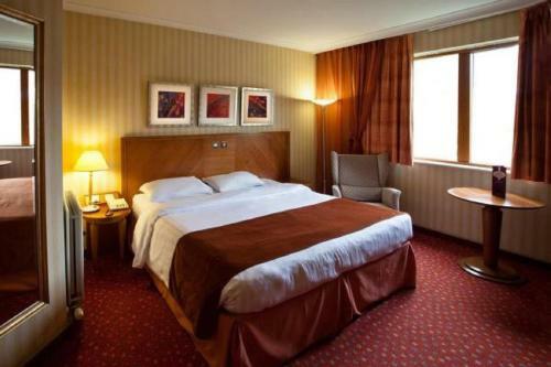 Daresbury Park Hotel & Spa