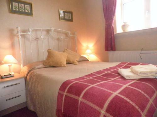 Hostal Midway Guest House