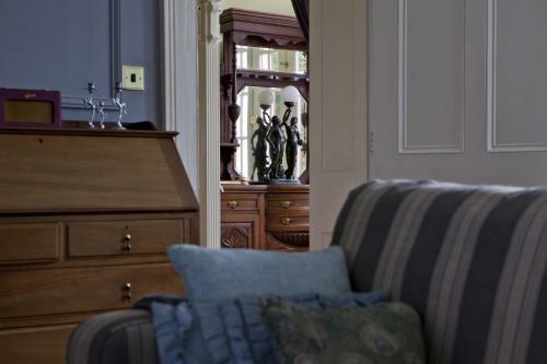 Coed Mawr Hall Bed & Breakfast