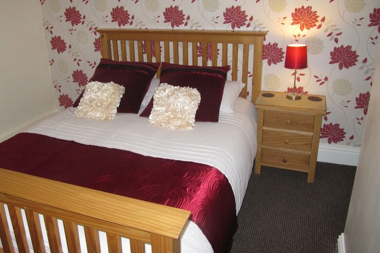 Hostal Hawthorn House