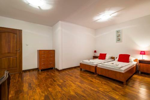Galeria Italiana Apartments
