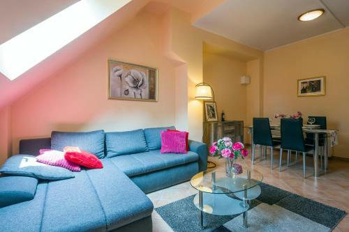 Galeria Italiana Apartments