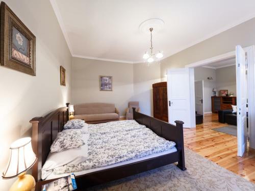 Villa Rosa Apartment - Happy Hours