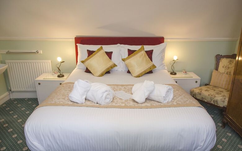 Hotel Ravenscourt House