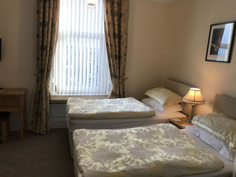 Hostal Aurora Guest House