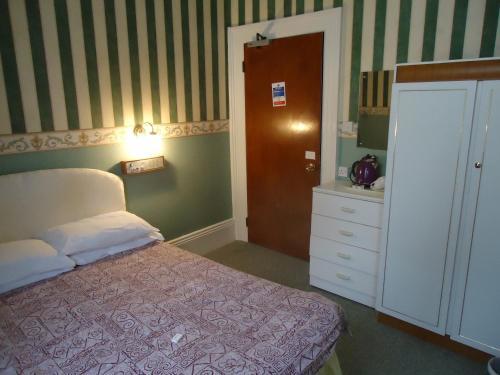 Abbey Court Hotel