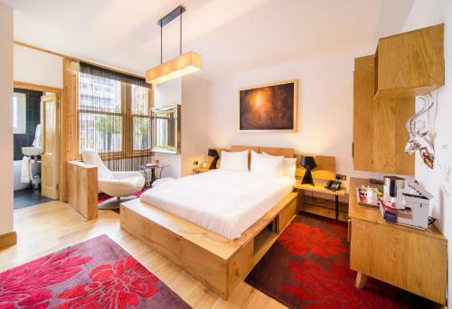 Hotel UNA