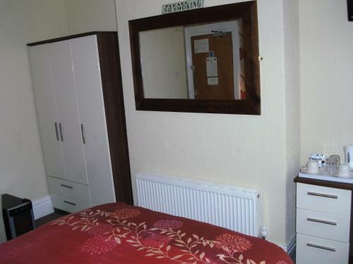 Hostal Brier Parks Guest House