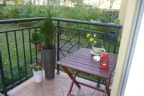 Patio Mare Apartament Jardin D'eve