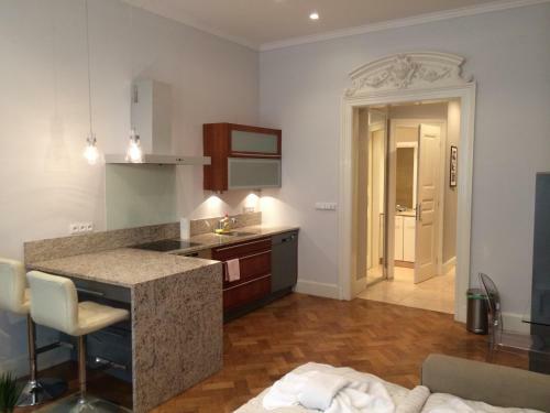 Holec Apartments