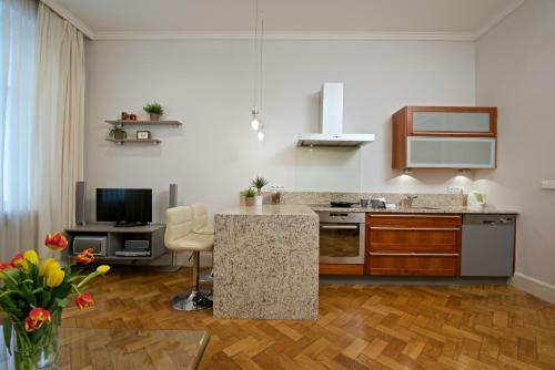 Holec Apartments