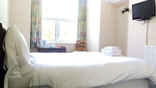 Hostal The George Guest House