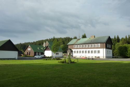 Hostal Penzion U Pstruha