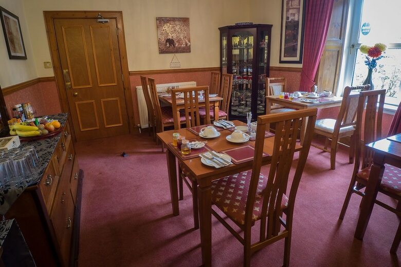 Hostal Dionard Guest House
