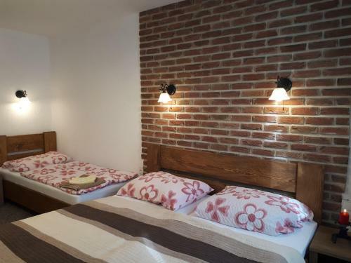 Hostal Penzion A Restaurace U Z�mku