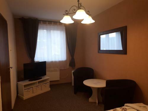 Hostal Penzion A Restaurace U Z�mku