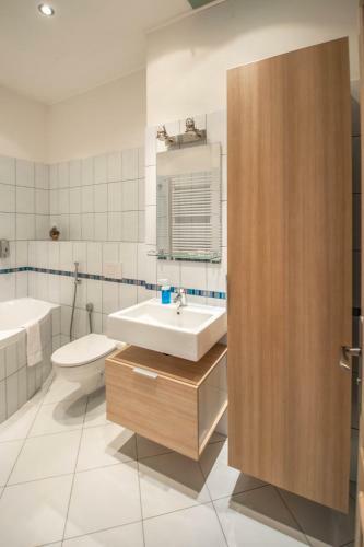 Ruterra Apartment Charles Bridge