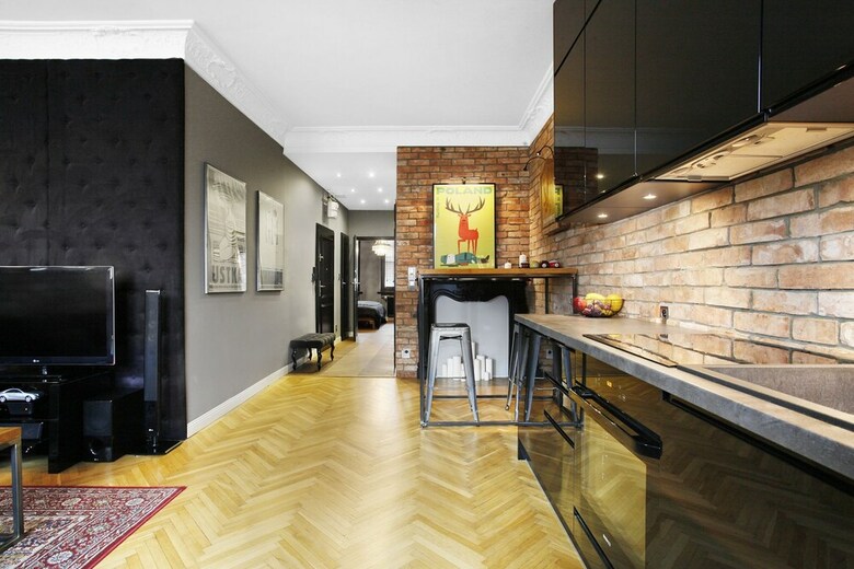 Navy Group - Old Town Apartments
