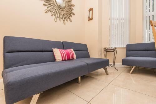 Giant Serviced Apartments
