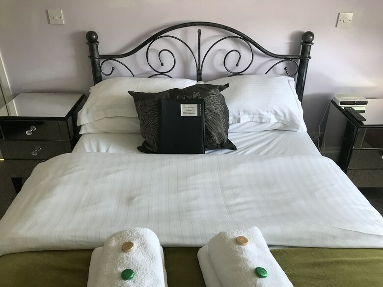 Hostal Kempfield House