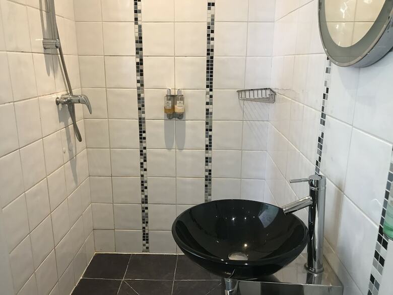 Hostal Kempfield House