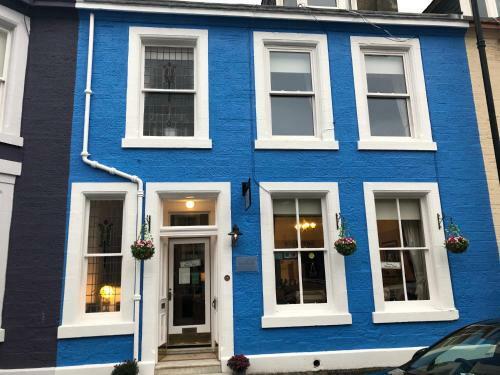 Hostal Daviot Guest House