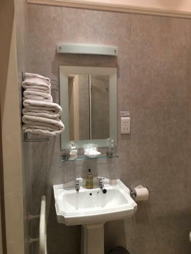 Hostal Dunedin Guest House