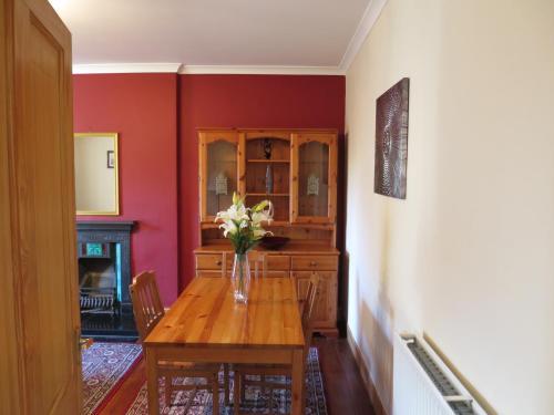 Broughton Place Apartment