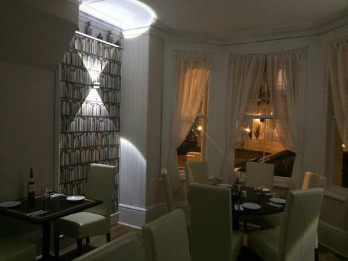 Hostal The Prince Guest House