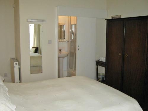 Hostal Dunedin Guest House
