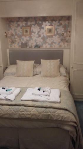 Hostal Kelvin House