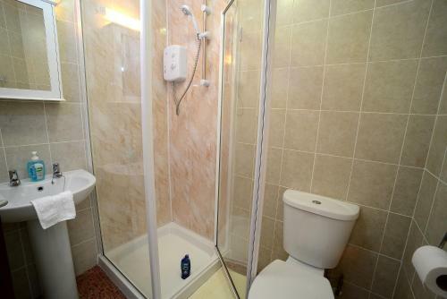 Hostal Lynmoore Guest House