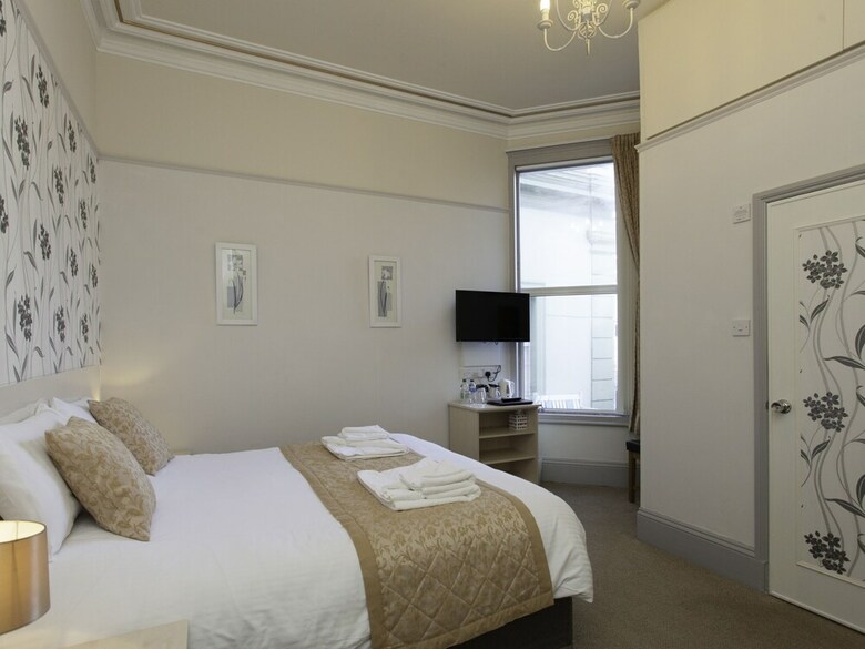 Hostal 74 Belgravia