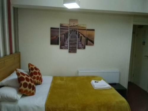 Bed & Breakfast Ringbane House