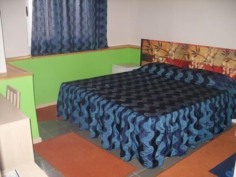 Seven Hotel