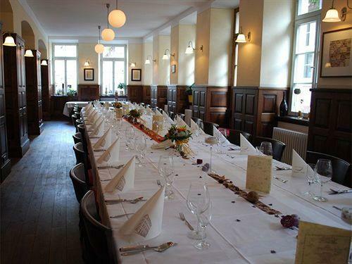 Hotel Goldener Falke