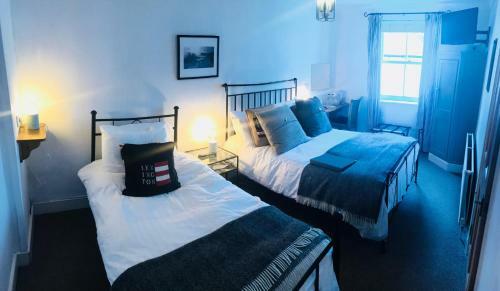Hostal The White Cliffs Hotel