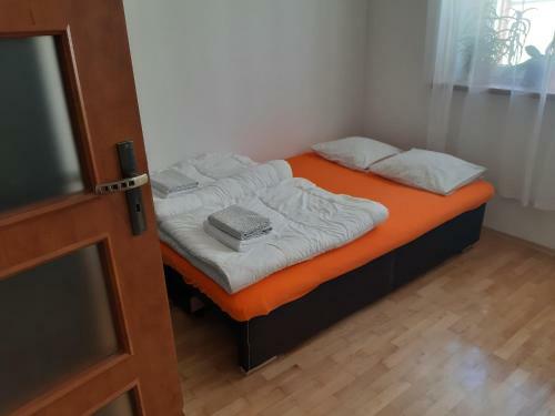 Albergue Euro-room Rooms & Apartments