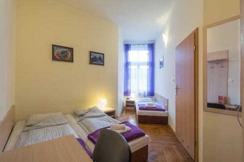 Albergue Euro-room Rooms & Apartments