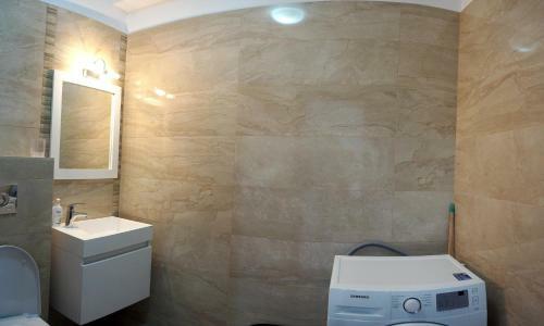 Mamaia Holiday Apartments