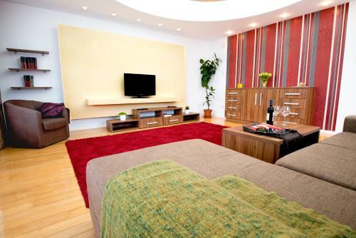Aparthotel 6 Apartments