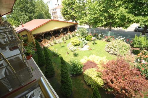 Hotel & Restaurant Valul Magic