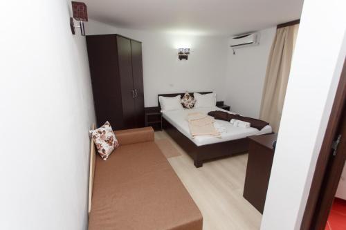 Hostal Vila Sandra