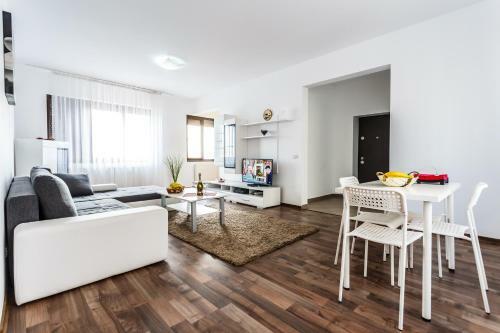 Apartment Alba Iulia Square12