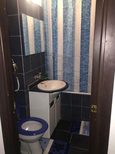 Apartamento Salonul Mov